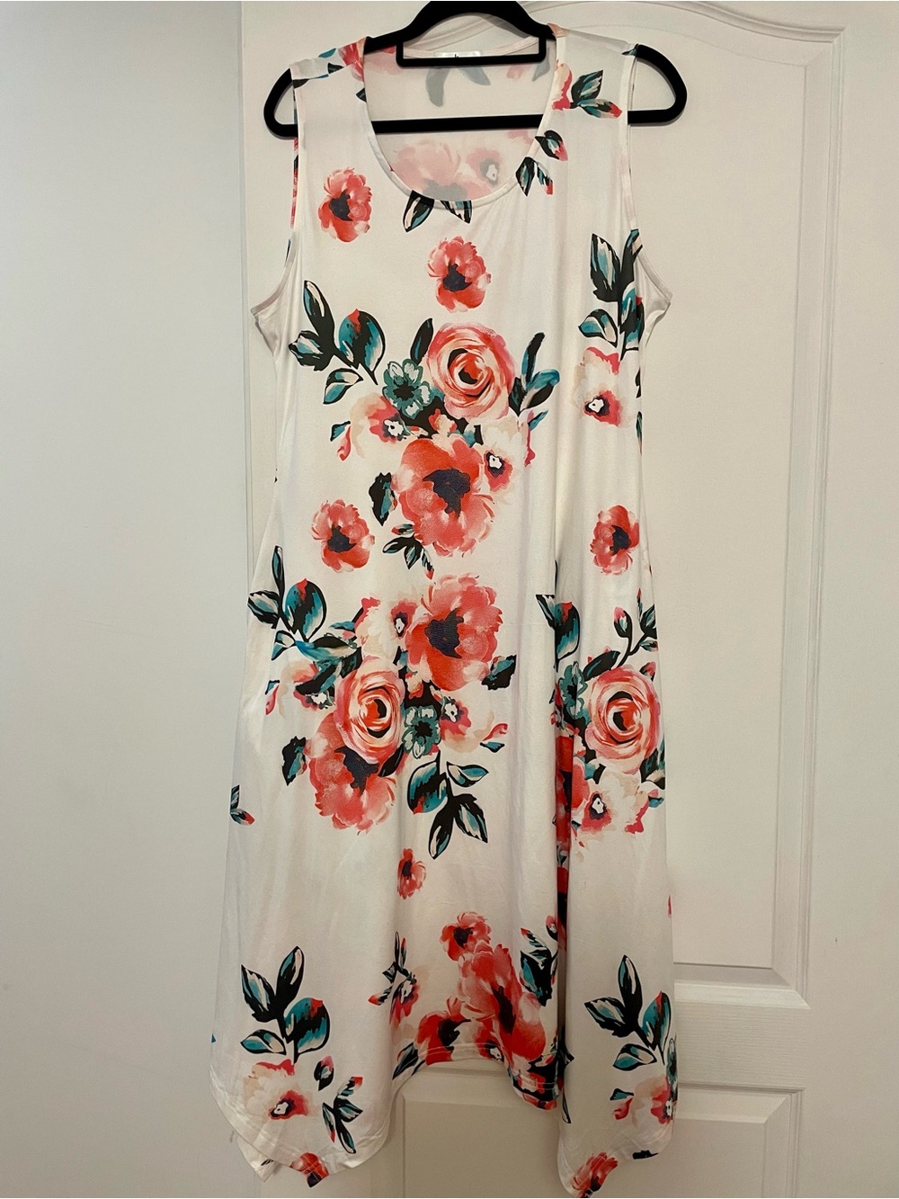 LH Boutique White Floral Sleeveless Swing Dress Size XL